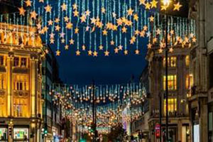 Christmas Lights Are Lit Up Across the UK, So Come Along And Celebrate！
