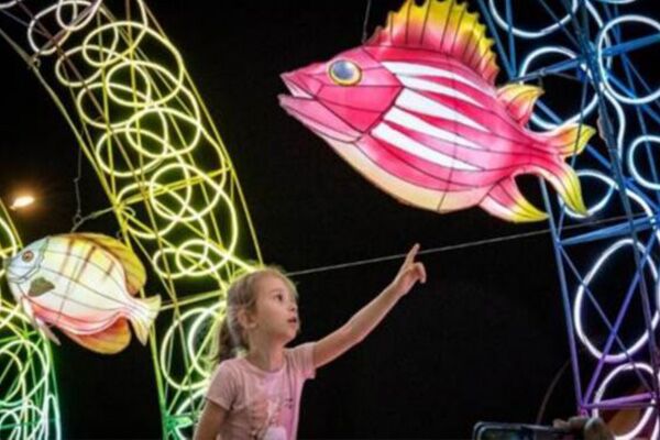 People Visit Chinese Lantern Exhibition In Israel