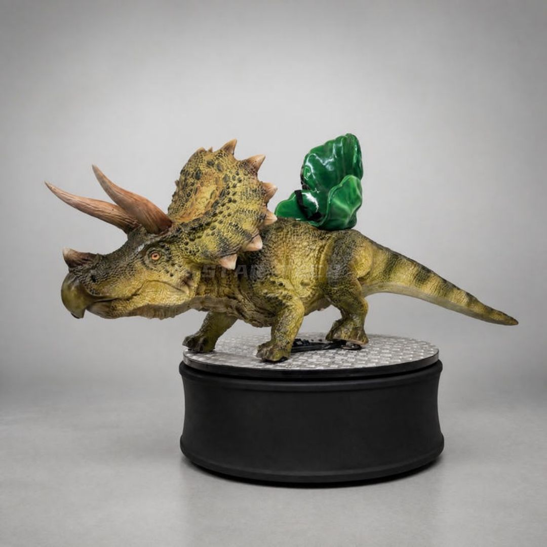 Animatronic Triceratops VR Ride